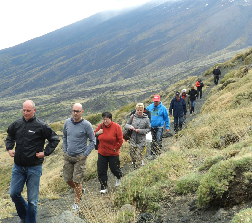 OutSide Service: Trekking